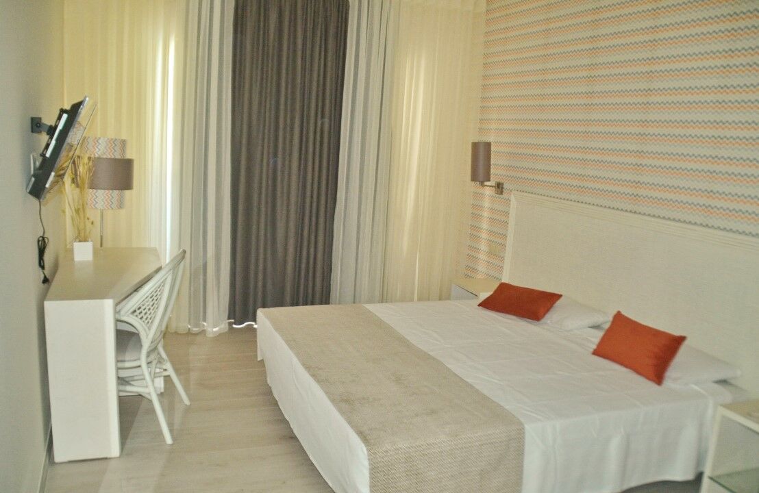 Ouril Hotel Julia Santa Maria Exterior photo